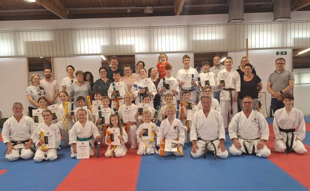 ⛩️ Tolle Leistungen bei der Kyu Prüfung im Honbu Dojo ⛩️